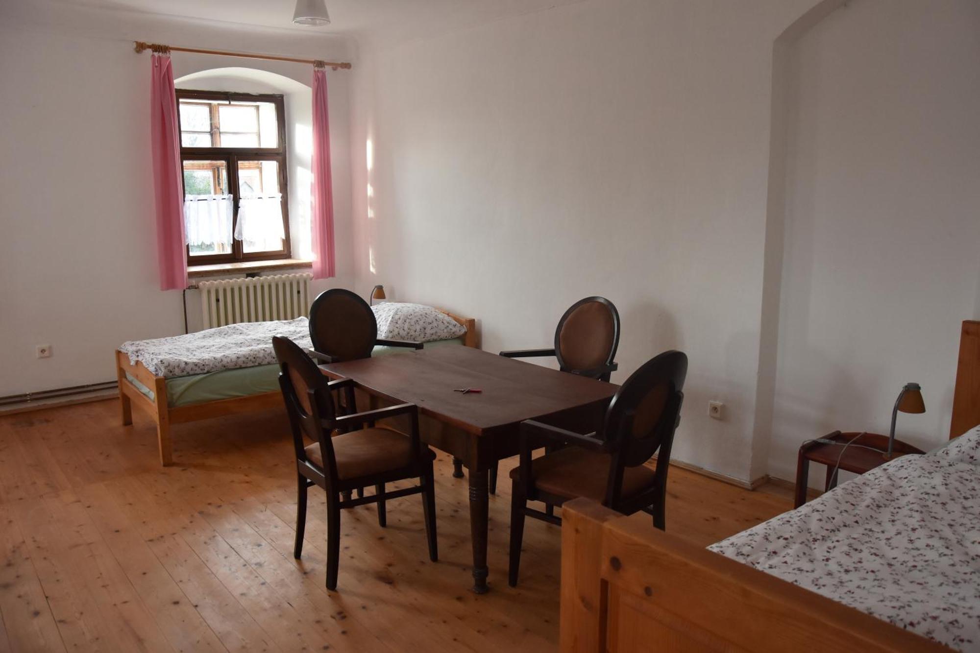 Chalupa U Soni Razova Bagian luar foto